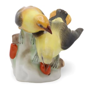 Herend Golden Oriole Bird Pair Figurine - Hand Painted - Vintage Hungarian Porcelain