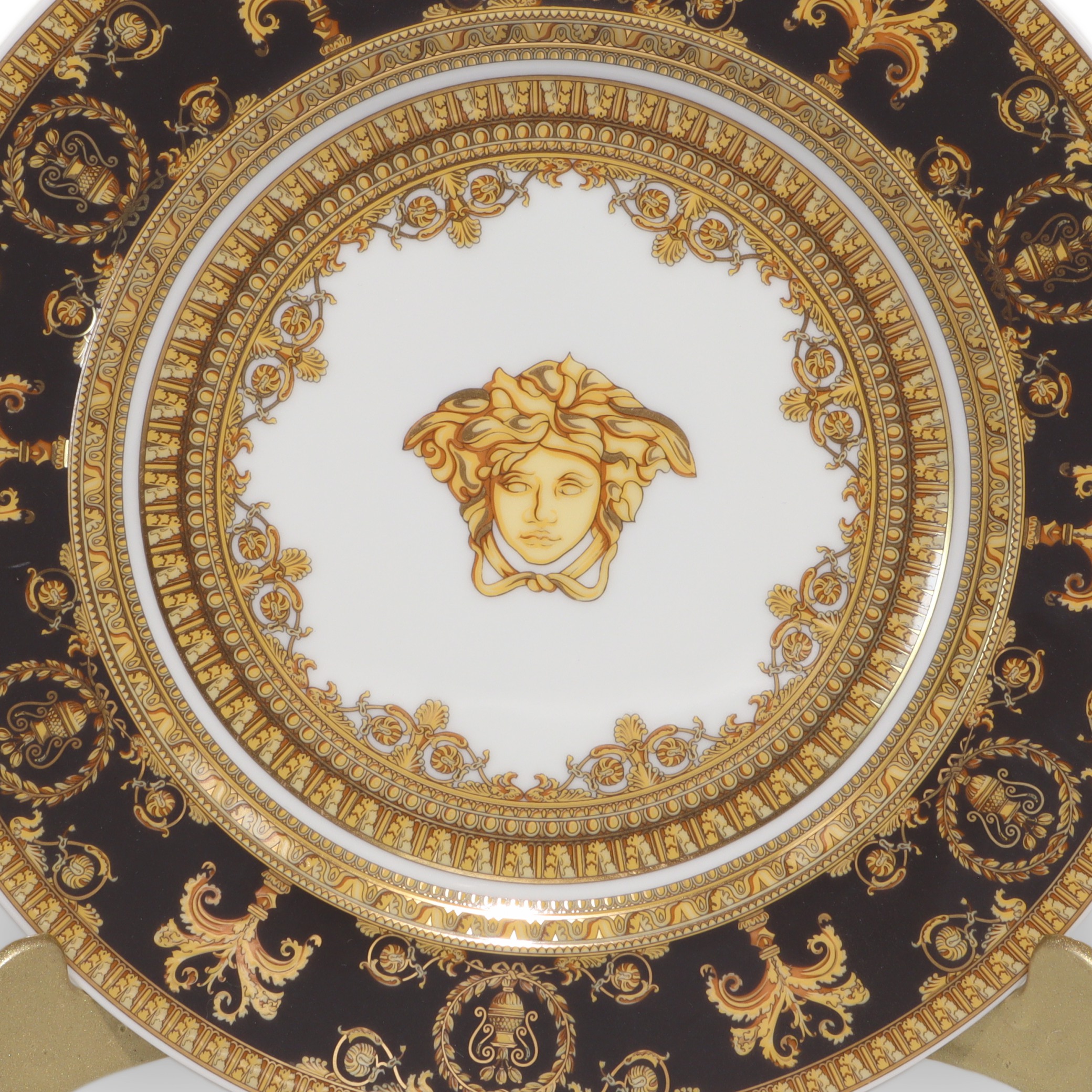 Rosenthal Versace I Love Baroque Nero Plate - Porcelain Charger - Gold Medusa - Decorative Dining Thumbnail for Rosenthal Versace I Love Baroque Nero Plate - Porcelain Charger - Gold Medusa - Decorative Dining