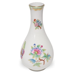 Herend Queen Victoria bud vase with hand-painted floral and butterfly pattern, fine porcelain decorative vase