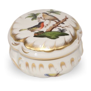 Herend Rothschild trinket box porcelain detailed view with hand-painted bird and gold accents