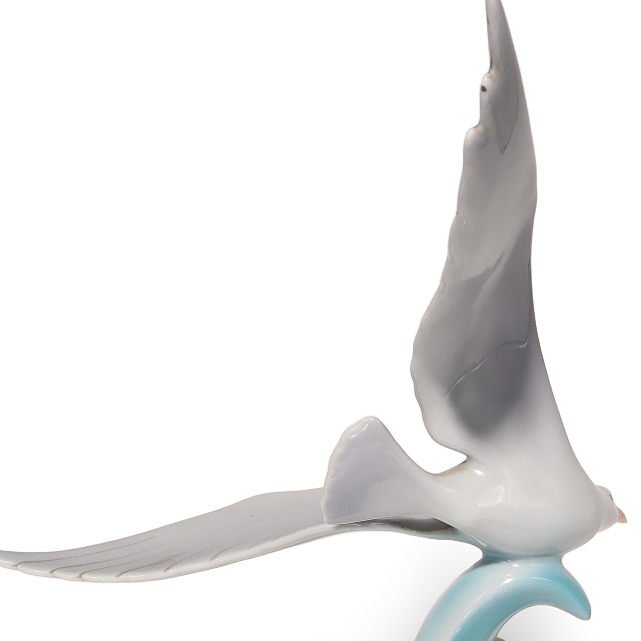 Hollohaza Seagull Porcelain Bird Figurine Detailed View Thumbnail for Hollohaza Seagull Porcelain Bird Figurine - Hand Painted Vintage - Collectible Hungarian Animal Statue