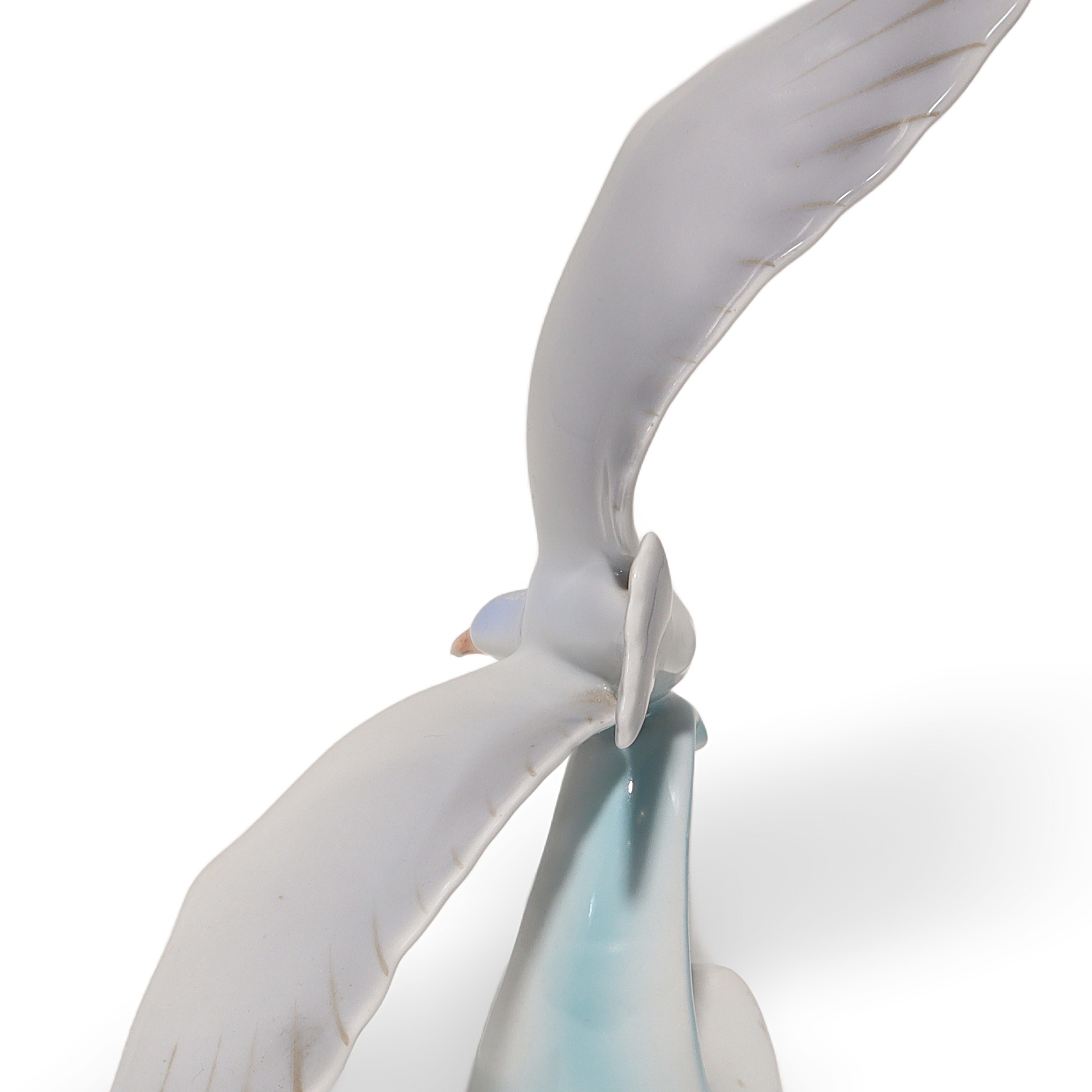 Hollohaza Seagull Porcelain Bird Figurine Detailed View Thumbnail for Hollohaza Seagull Porcelain Bird Figurine - Hand Painted Vintage - Collectible Hungarian Animal Statue