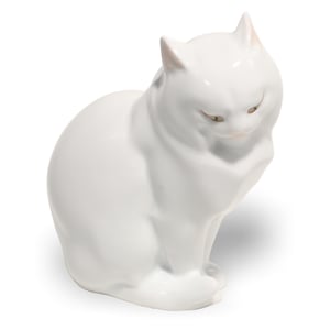 Herend cat figurine art deco style hand painted vintage porcelain kitty collectible sculpture
