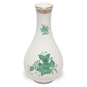 Herend bud vase Apponyi pattern vintage hand painted porcelain with green Chinese bouquet floral design