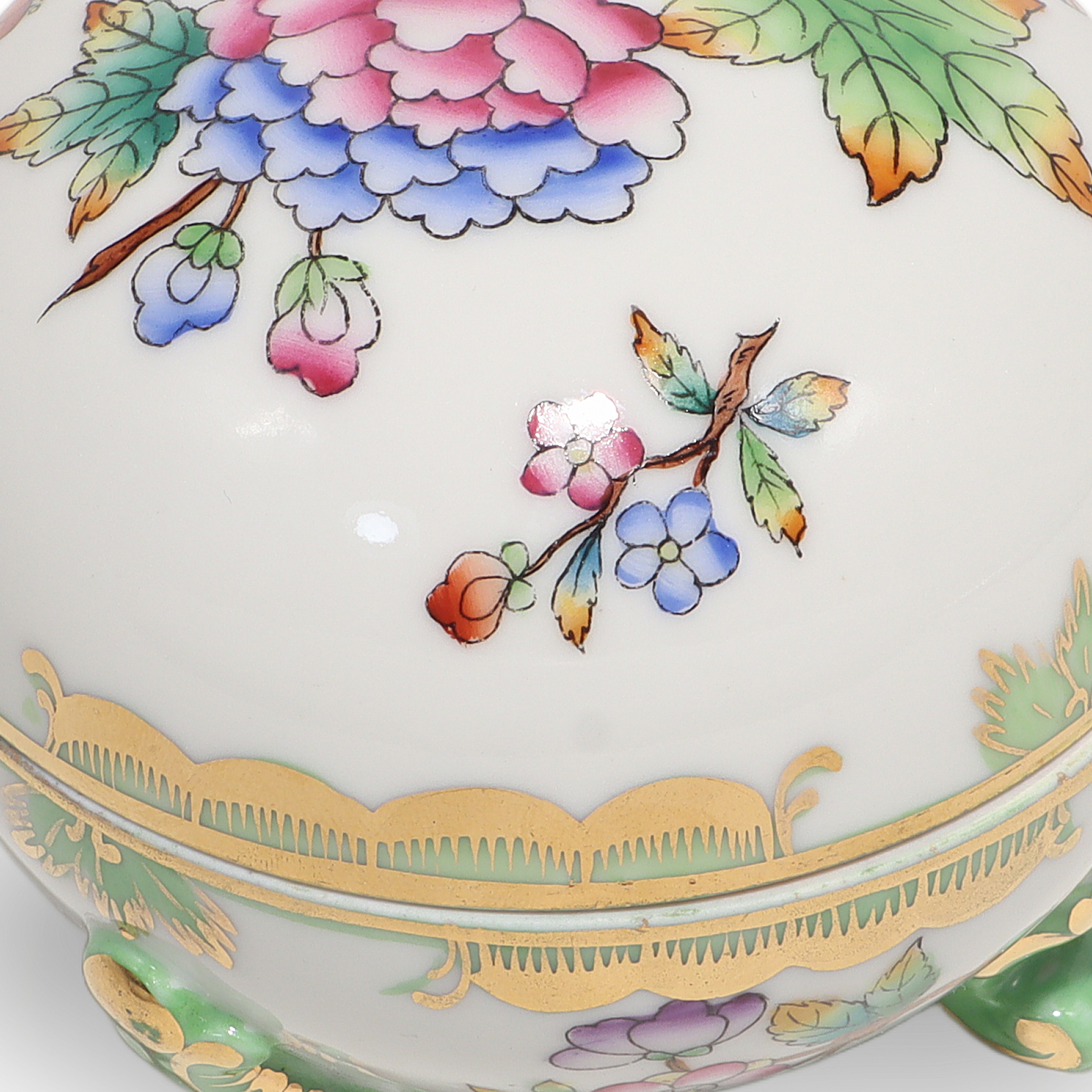 Herend Queen Victoria Three Footed Trinket Box Floral Design Detailed View Thumbnail for Herend Queen Victoria Three Footed Trinket Box - Floral Design Porcelain Bonbonniere