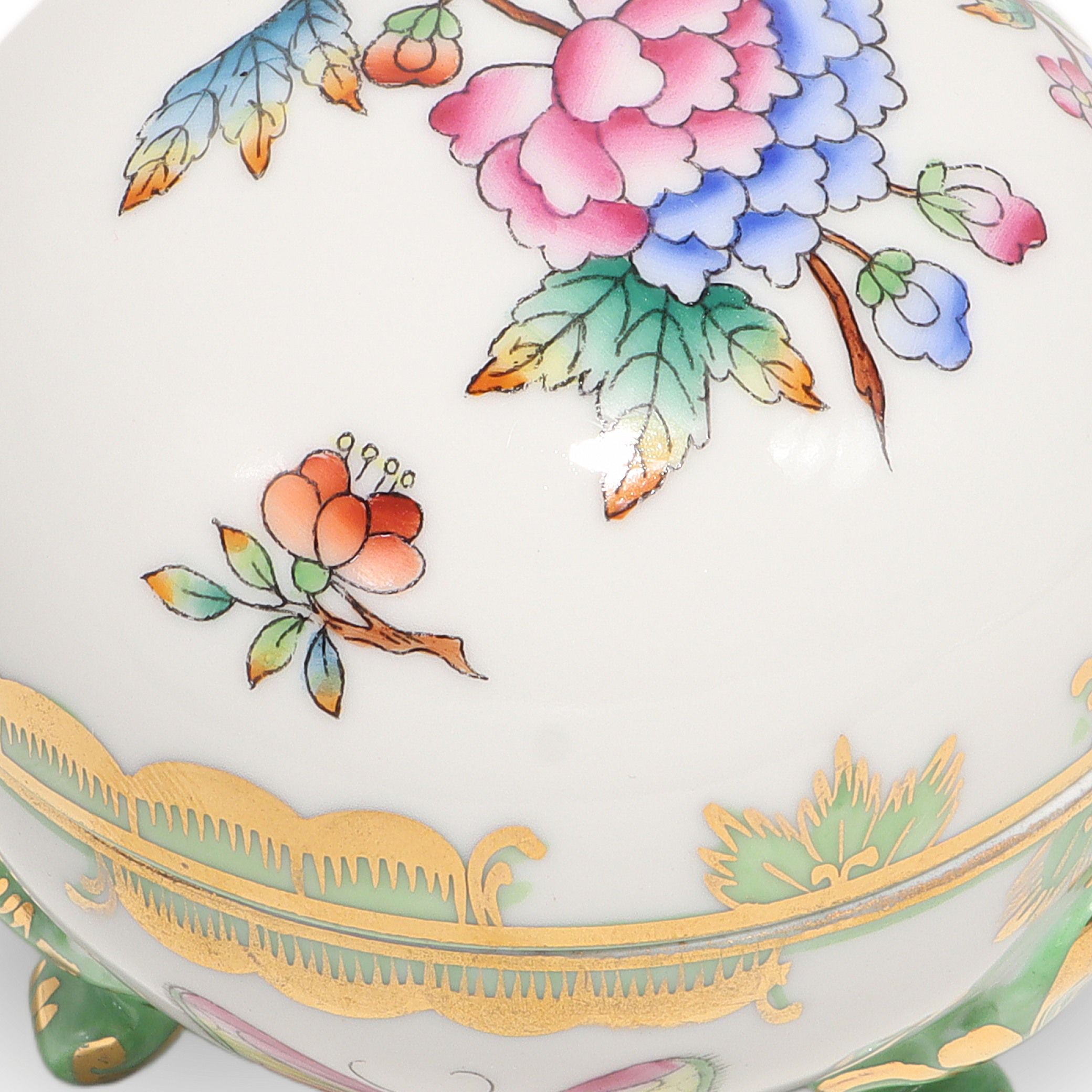 Herend Queen Victoria Three Footed Trinket Box Floral Design Detailed View Thumbnail for Herend Queen Victoria Three Footed Trinket Box - Floral Design Porcelain Bonbonniere