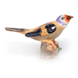 Herend bird figurine hand-painted porcelain vintage collectible detailed craftsmanship