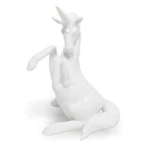herend-unicorn-figurine-glossy-white-porcelain-mid-century-modern-01.jpg