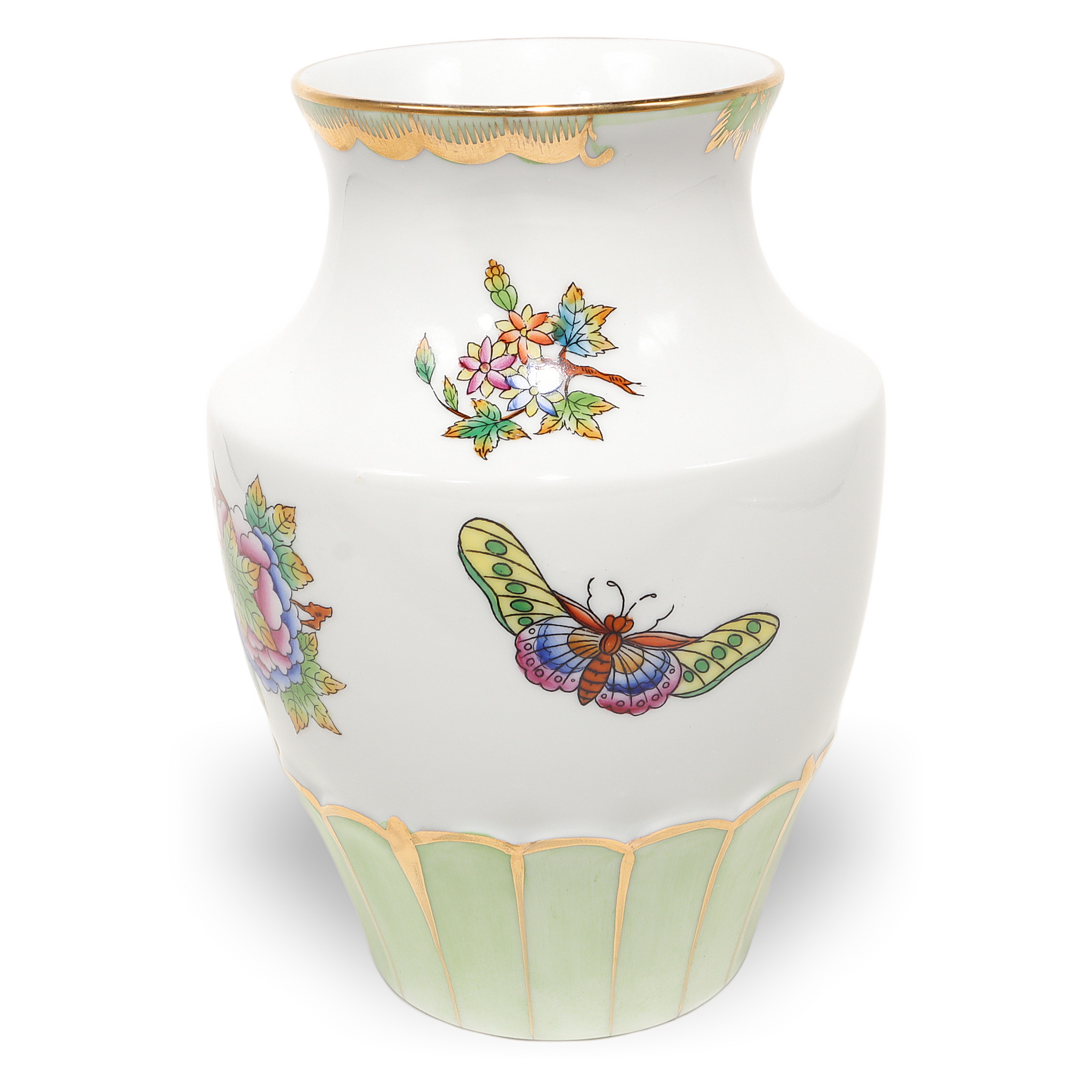 herend-vase-queen-victoria-gilded-flower-butterfy-motif-hand-painted-luxury-ceramics-04.jpg herend-vase-queen-victoria-gilded-flower-butterfy-motif-hand-painted-luxury-ceramics-04.jpg