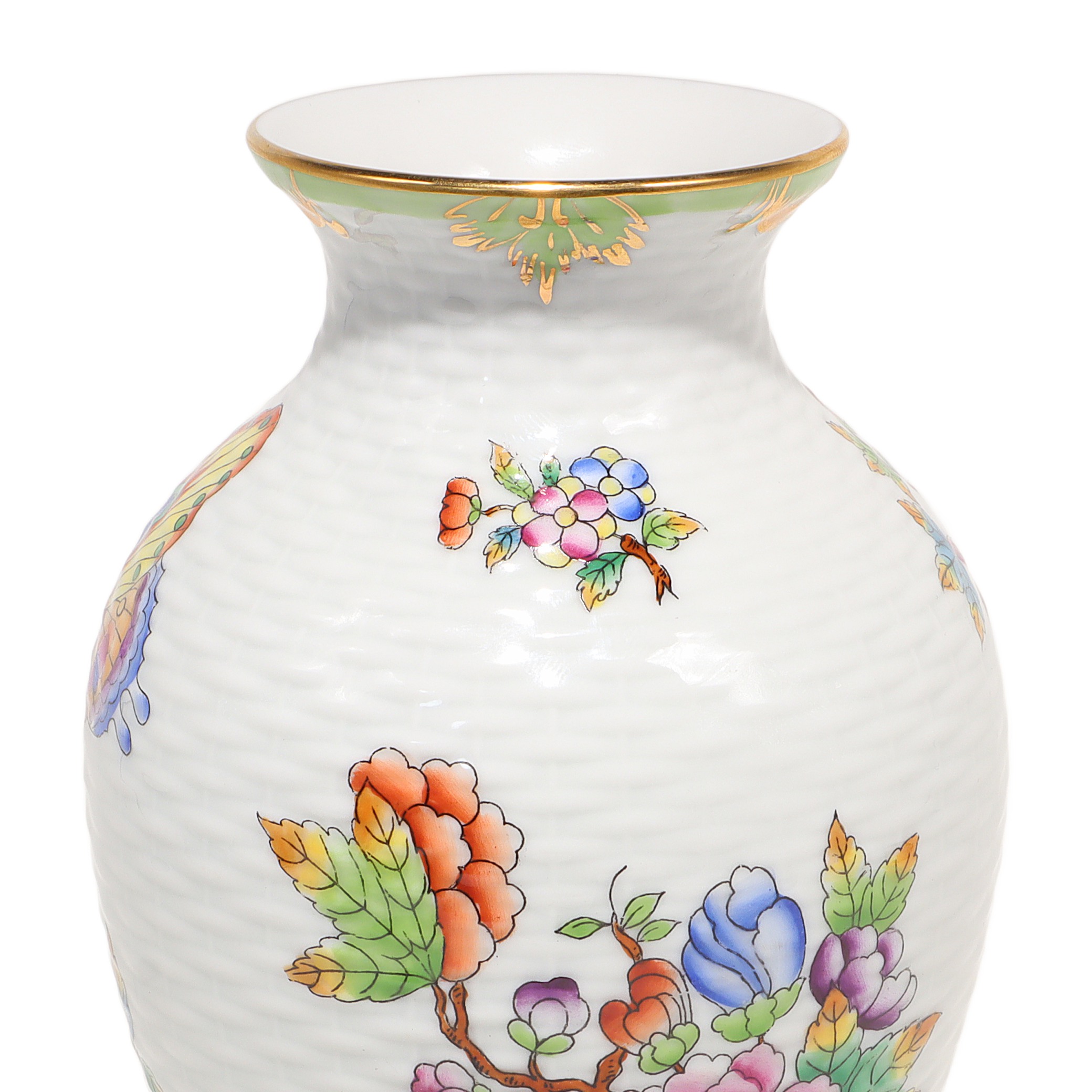 herend-queen-victoria-vase-braided-vintage-hand-painted-floral-vessel-gold-rim-03.jpg