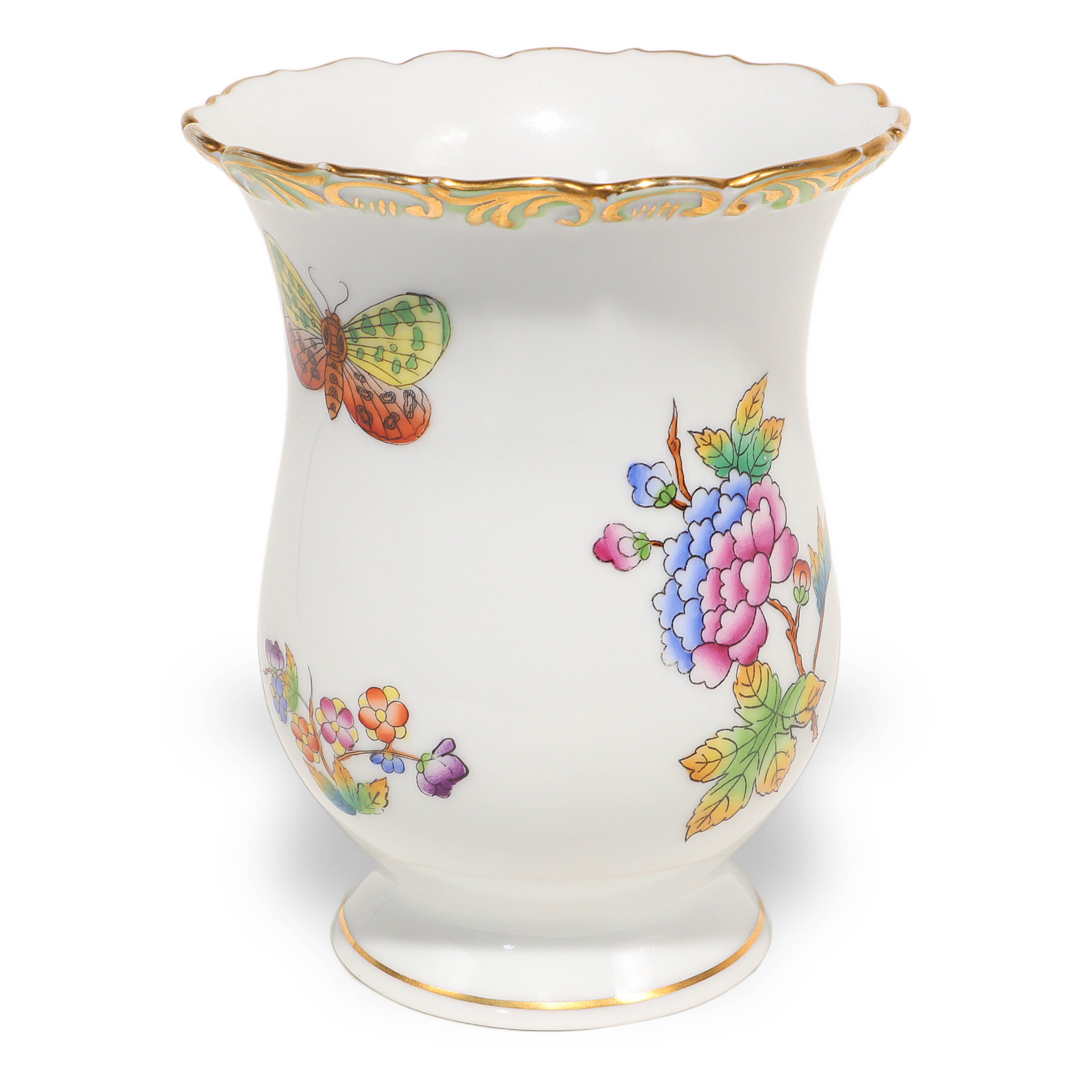 herend-victoria-baroque-vase-small-hand-painted-porcelain-gold-rim-07.jpg herend-victoria-baroque-vase-small-hand-painted-porcelain-gold-rim-07.jpg