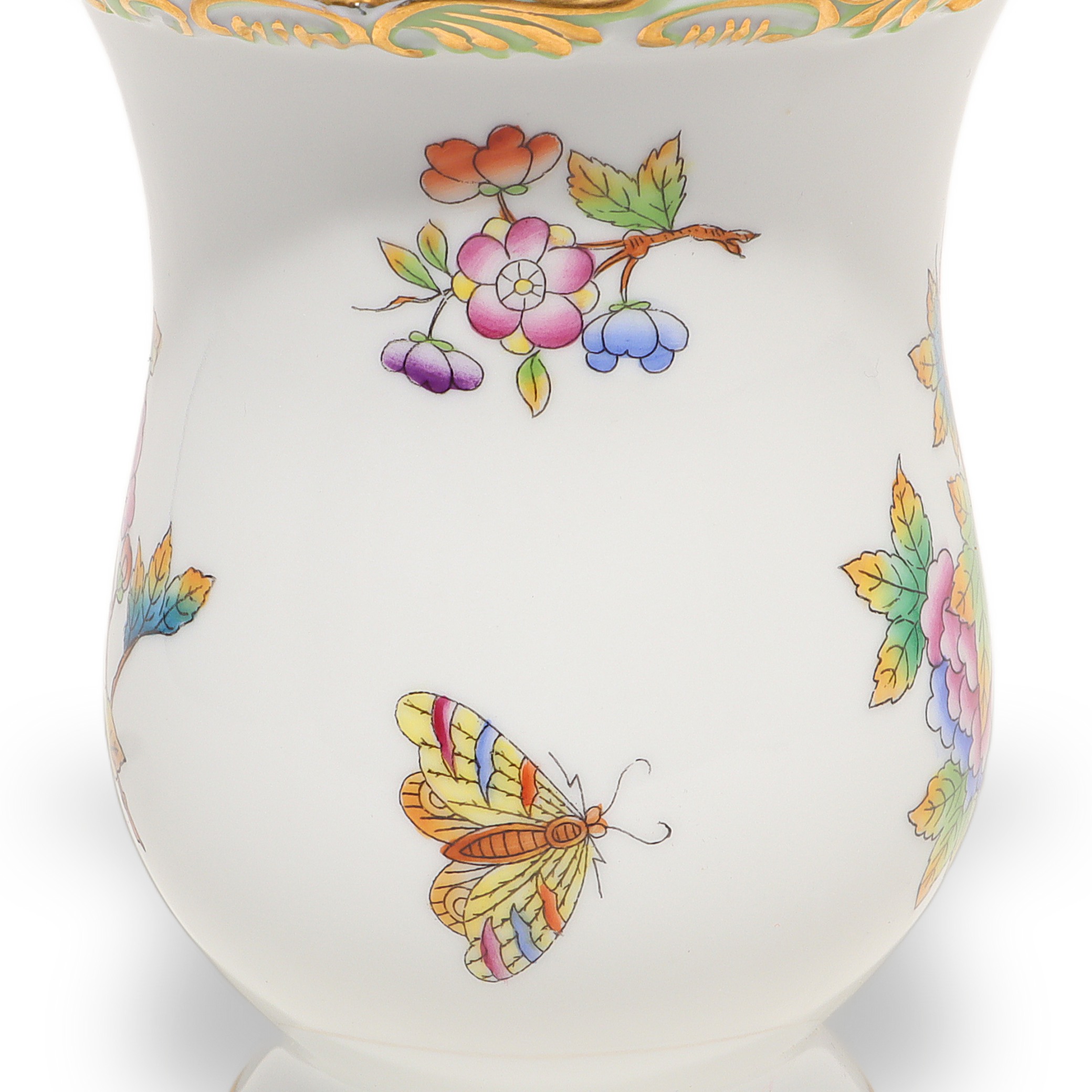 herend-victoria-baroque-vase-small-hand-painted-porcelain-gold-rim-14.jpg herend-victoria-baroque-vase-small-hand-painted-porcelain-gold-rim-14.jpg