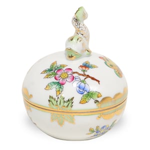 jewelry-box-herend-queen-victoria-porcelain-trinket-box-fish-handle-01.jpg
