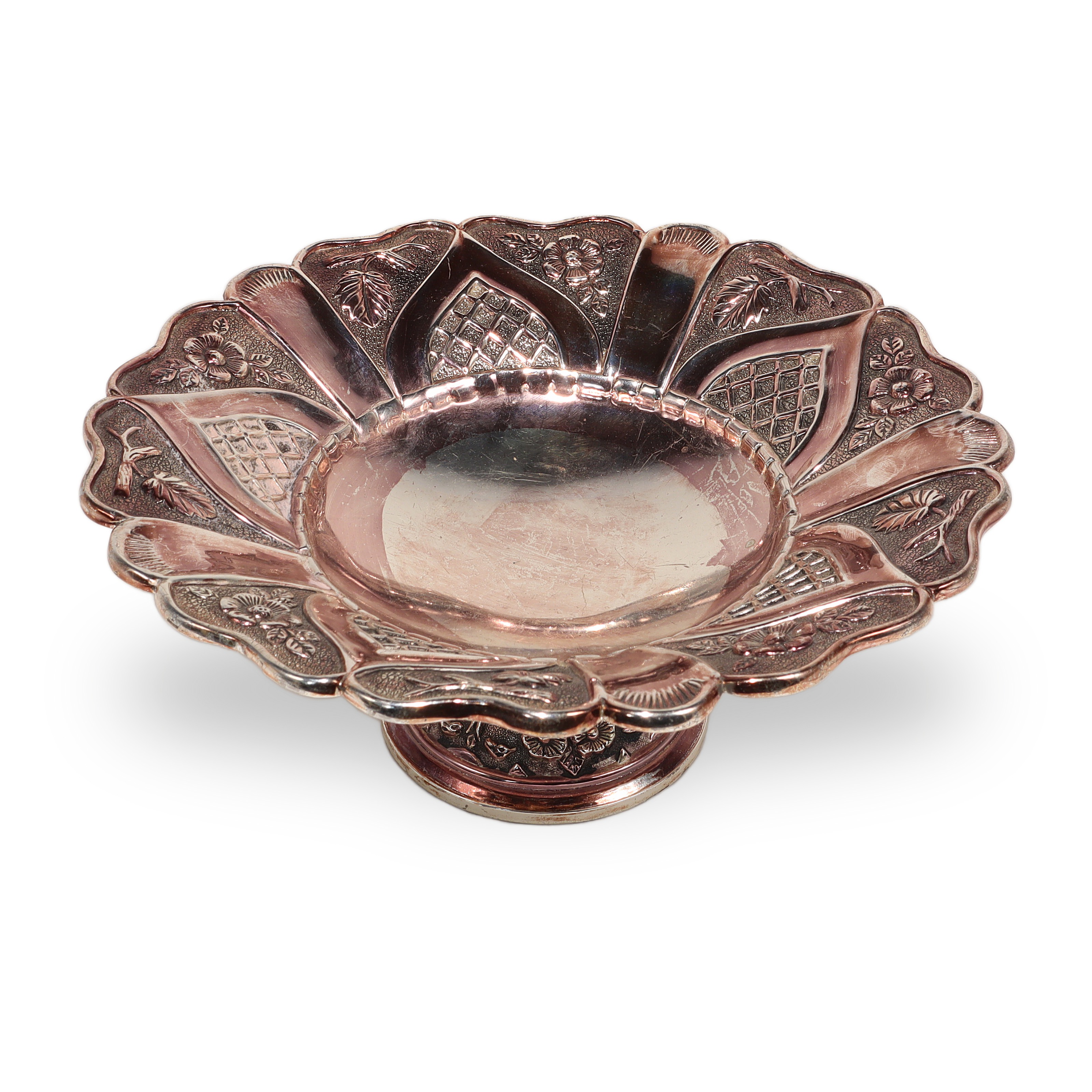 vintage-silver-plated-figural-pedestal-tazza-lotus-scalloped-rim-floral-repousse-01.jpg