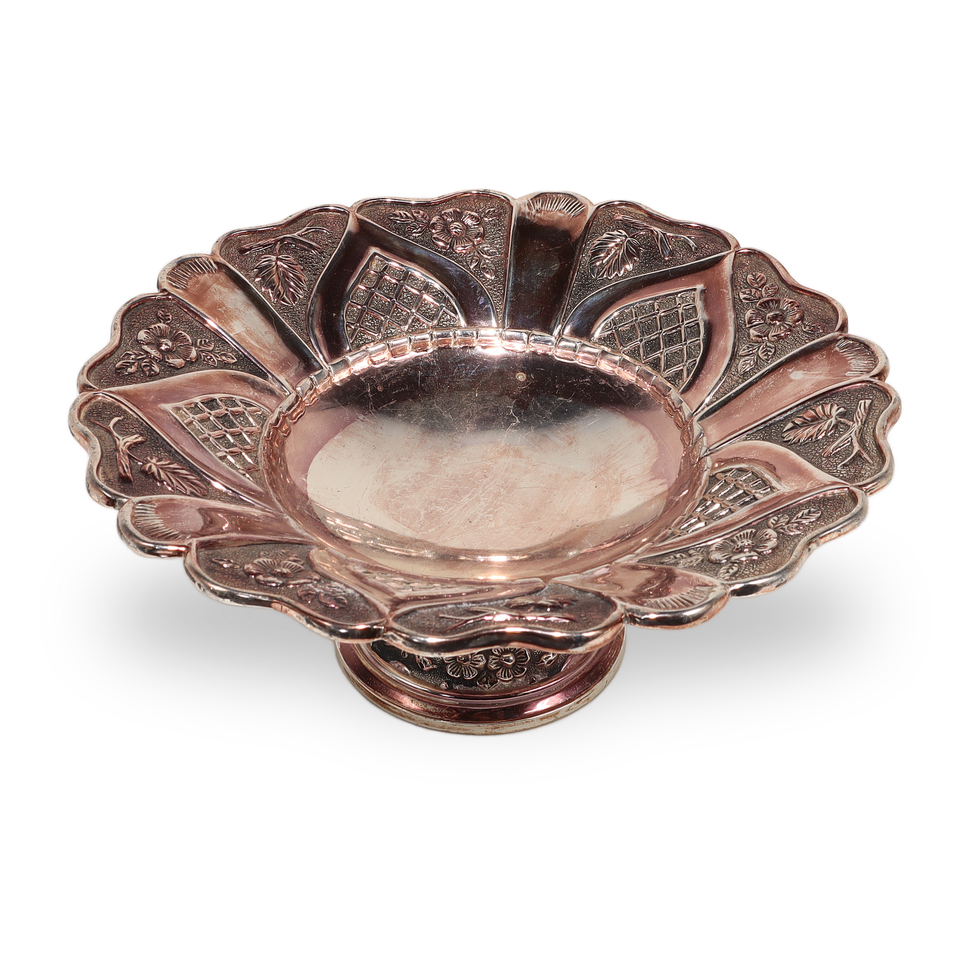 vintage-silver-plated-figural-pedestal-tazza-lotus-scalloped-rim-floral-repousse-04.jpg