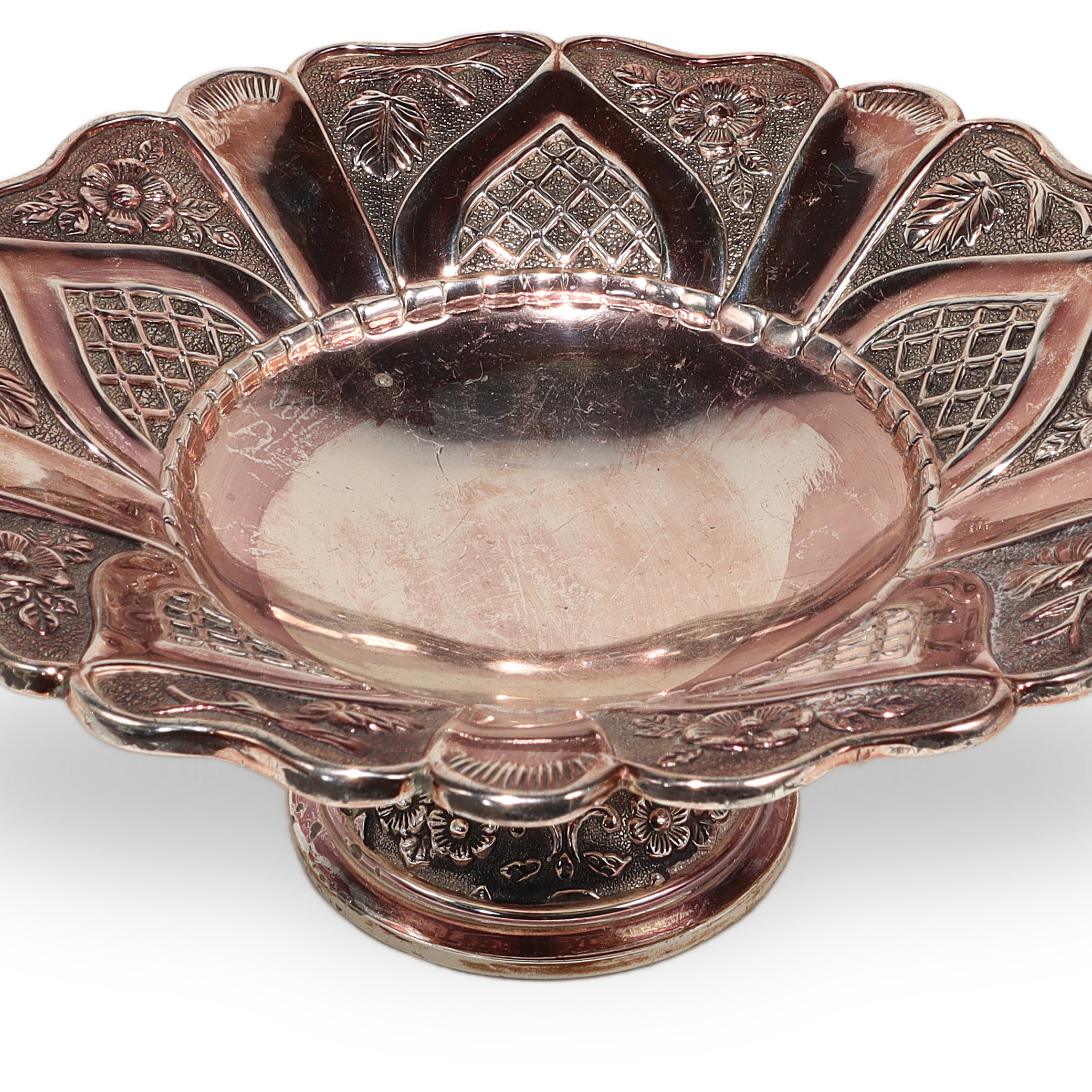 vintage-silver-plated-figural-pedestal-tazza-lotus-scalloped-rim-floral-repousse-08.jpg