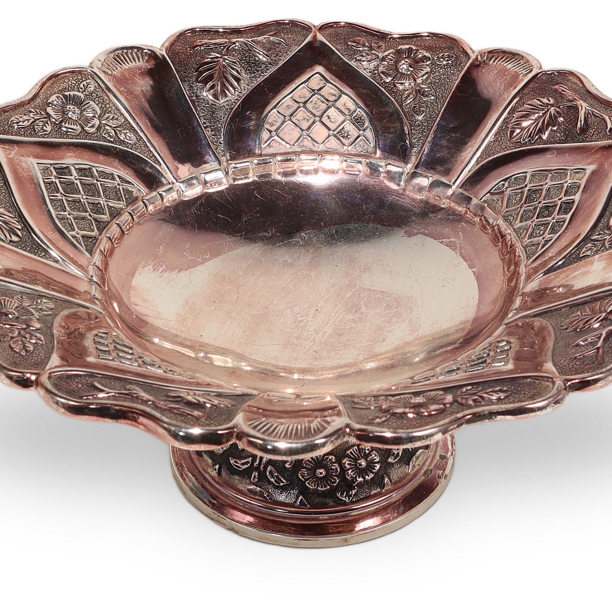 vintage-silver-plated-figural-pedestal-tazza-lotus-scalloped-rim-floral-repousse-11.jpg