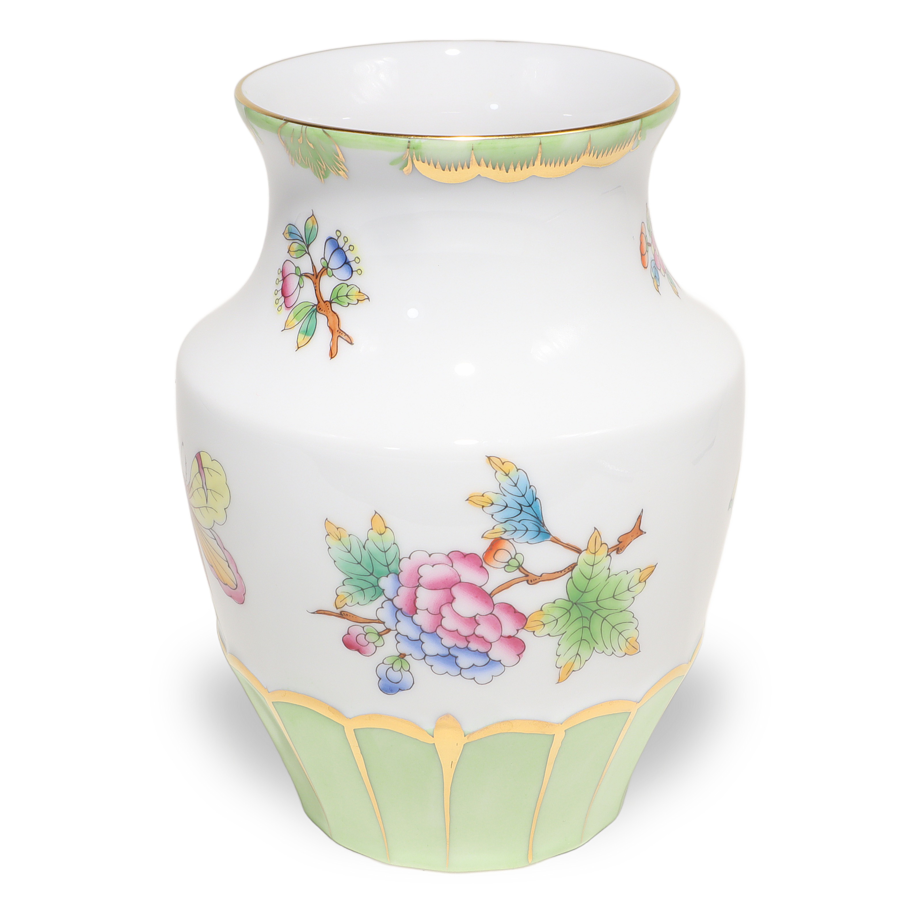 herend-hungary-porcelain-vase-queen-victoria-green-border-hand-painted-vinntage-gilded-01.jpg