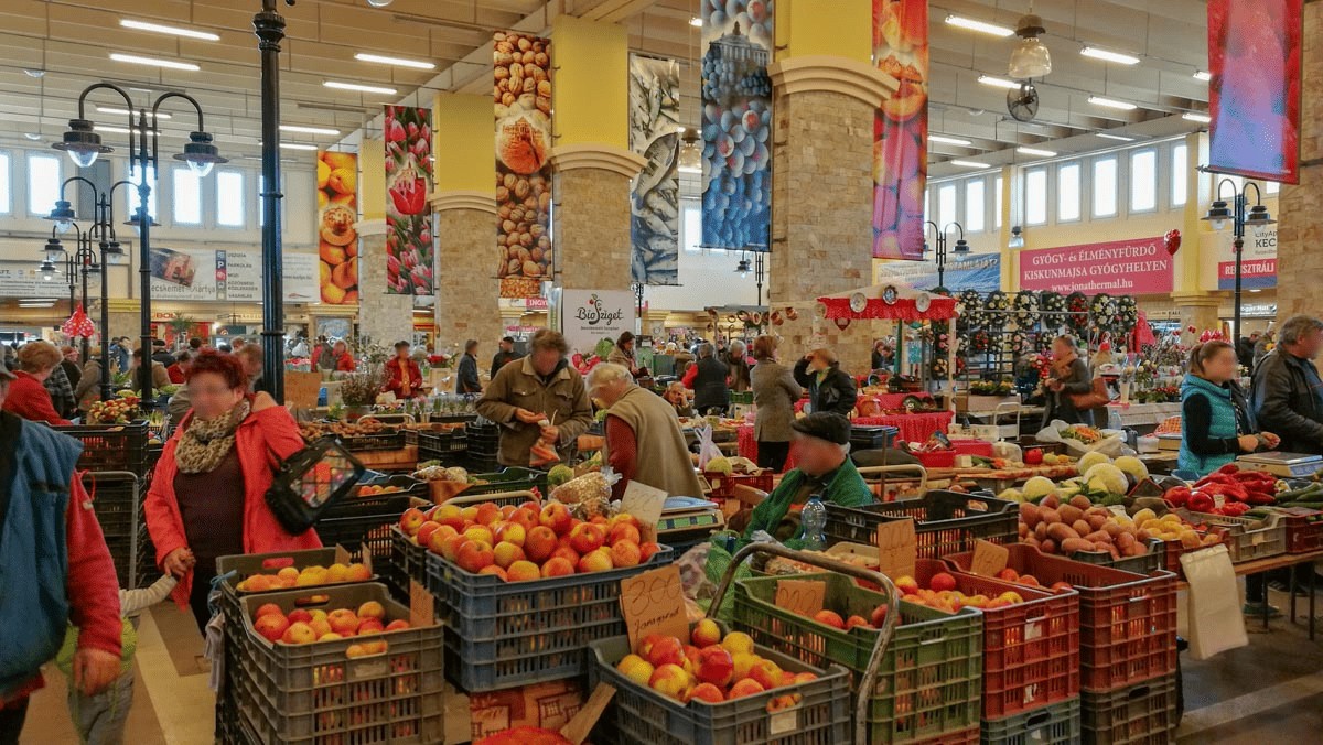 Kecskemét’s Penny Swap Market Revives In 2026!