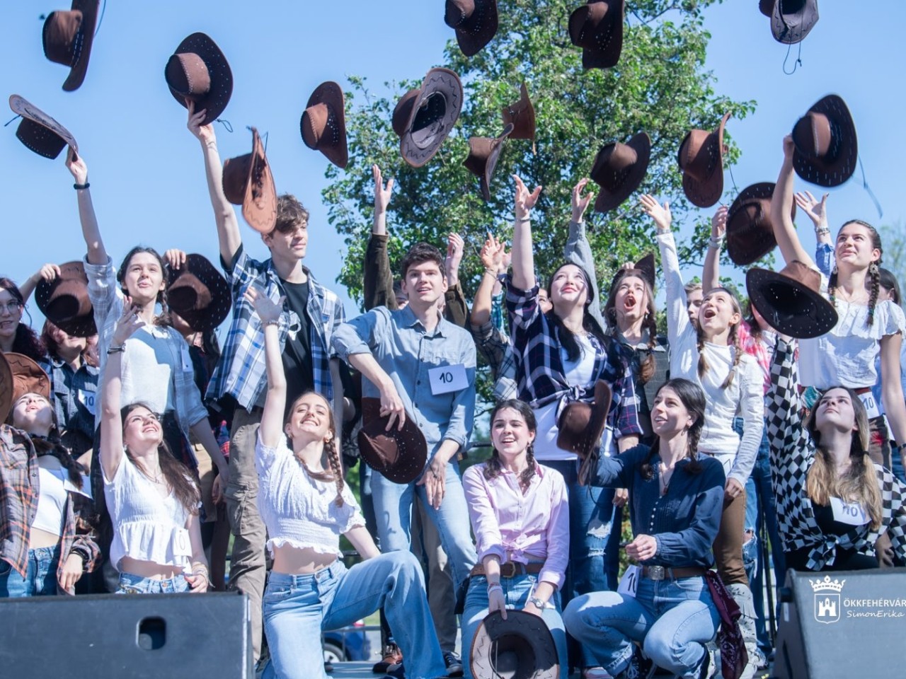 Székesfehérvár’s Wild “Bolondballagás” Returns