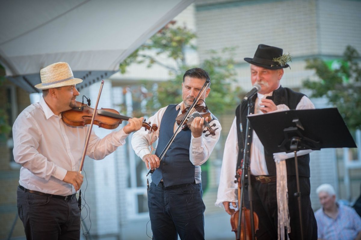 Folk Weekend Takes Over Hajdúszoboszló