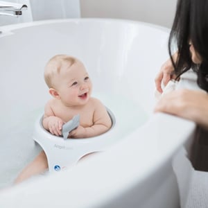 Comfortable and Secure Baby Bath Seat with Drain Holes product image