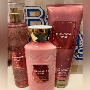 Champagne Toast Light Fragrance Mist by Bath & Body Works product image