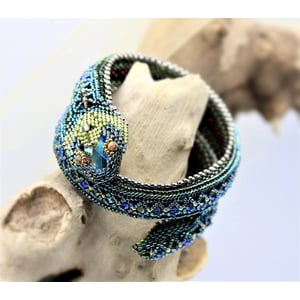 Green Serpent Beaded Wrap Bracelet Beading Kit for Intermediate and Advanced Skill Levels product image