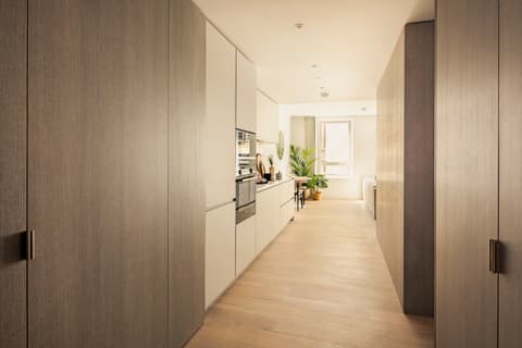 Apartment 407, 8 Water Street - 2 of 19