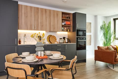 Apartment J1-1807, 50 - 60 Charter Street - 19 of 21