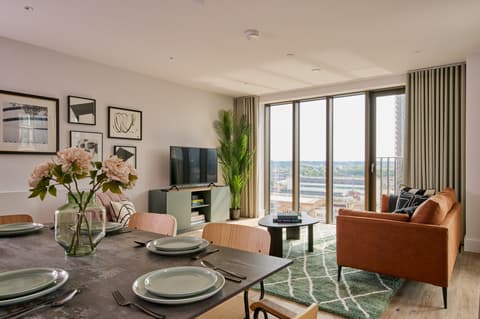 Apartment J1-405, 50 - 60 Charter Street - 6 of 21