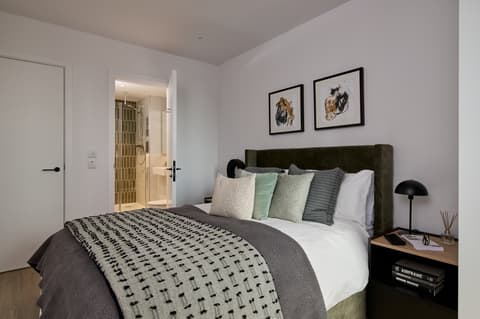 Apartment J1-605, 50 - 60 Charter Street - 10 of 21