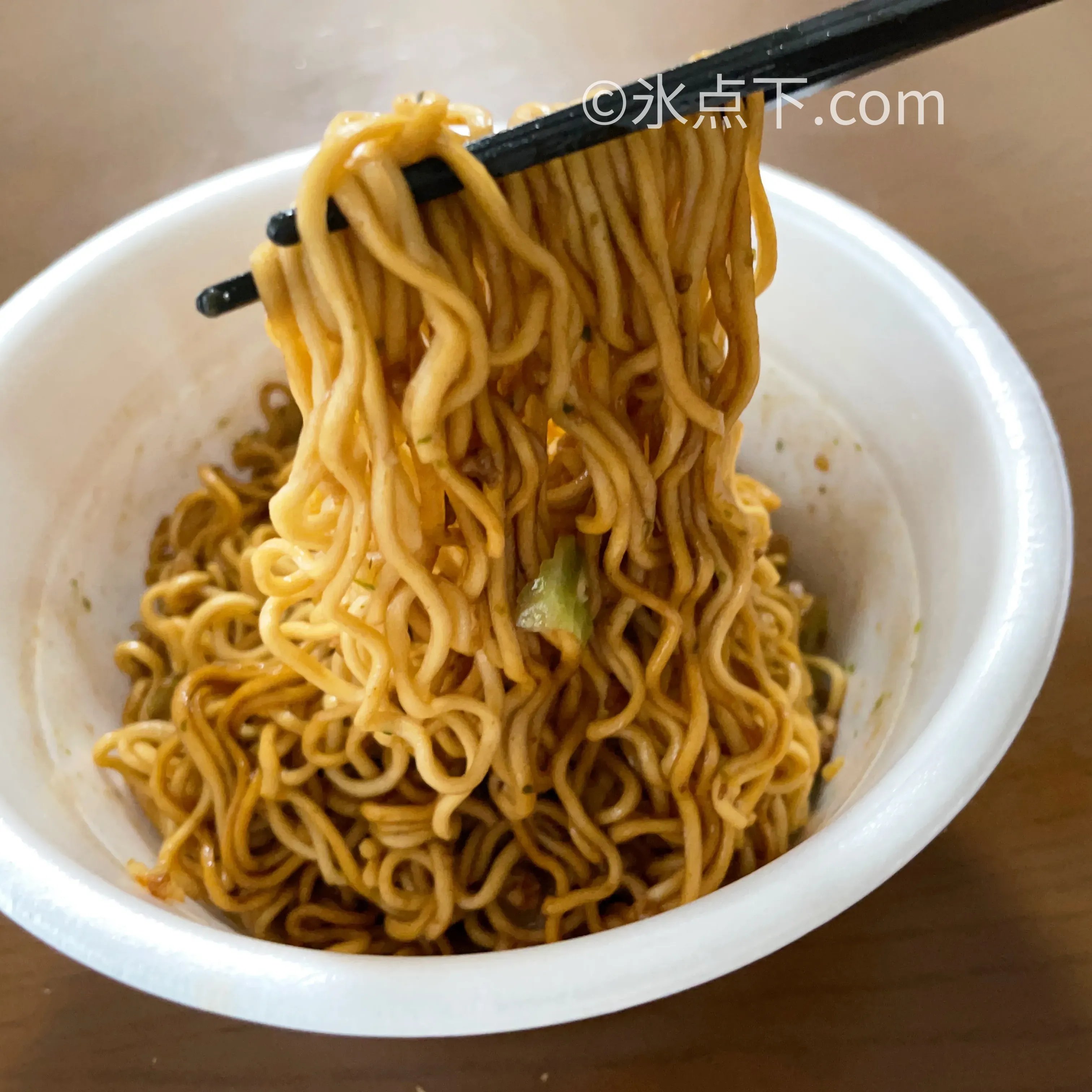 実食レビュー】BASEFOOD・BASE YAKISOBA® ソース焼きそばを忖度なし 