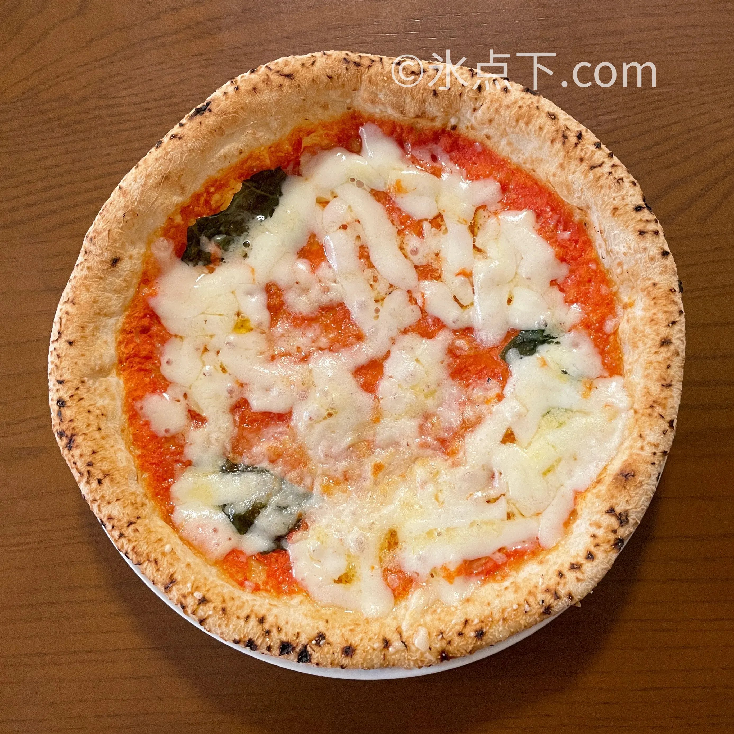 実食レビュー】三ツ星 名店のナポリ風ピッツァ（マルゲリータ