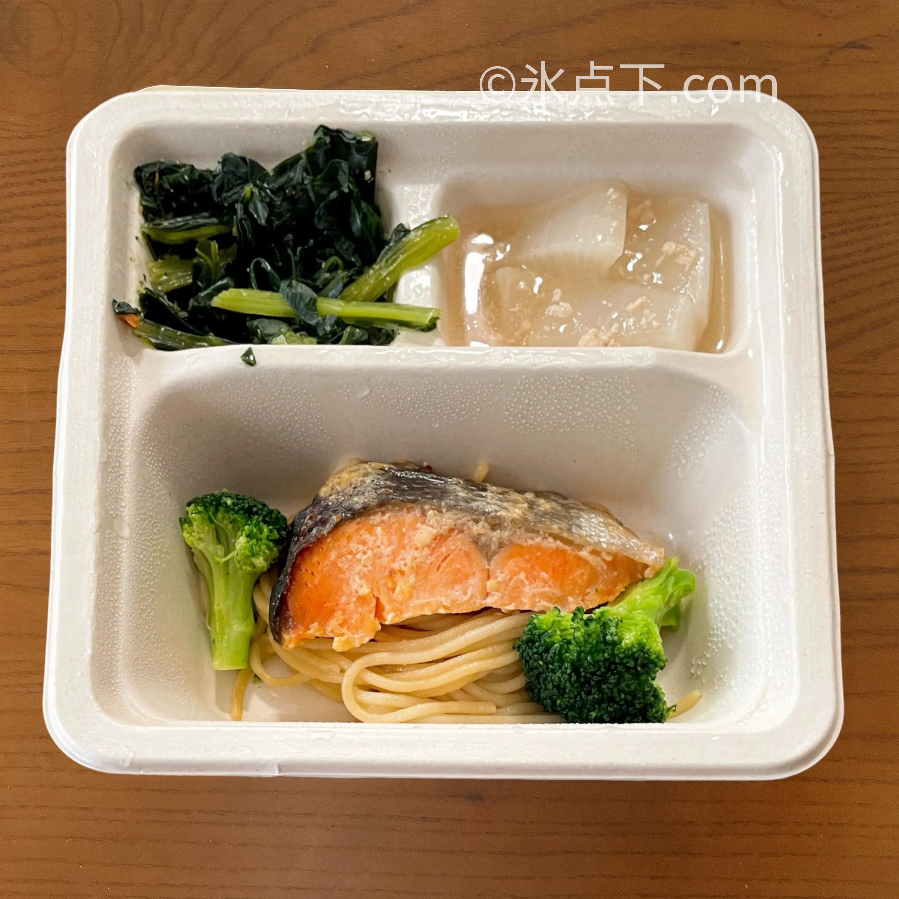 実食レビュー】三ツ星ファーム・丹波の西京味噌の銀鮭焼き弁当を忖度 