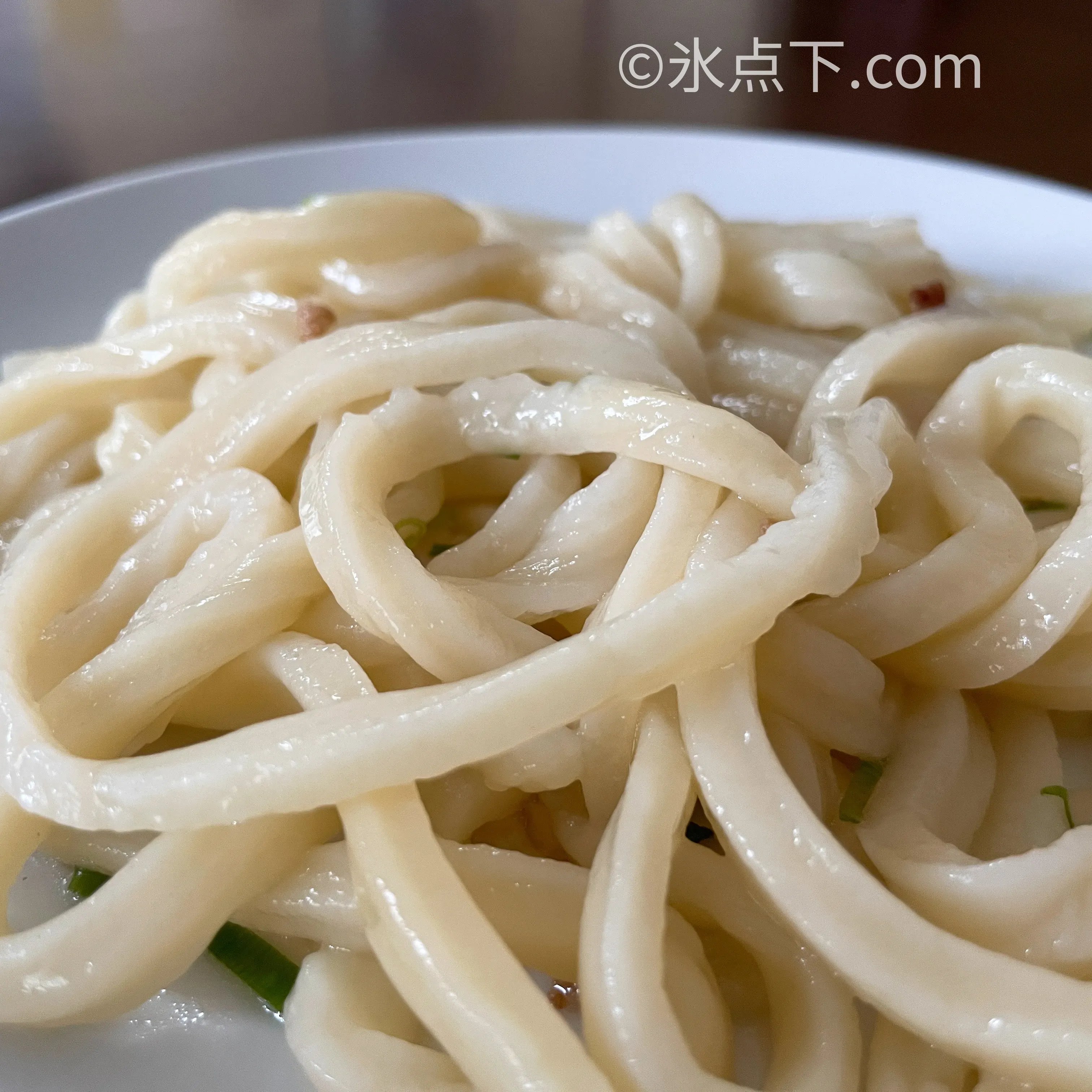 実食レビュー】THE SANUKI NOODLE・香川県産オリーブ牛肉うどんを忖度