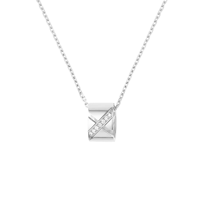 Chaumet Liens Evidence Pendant