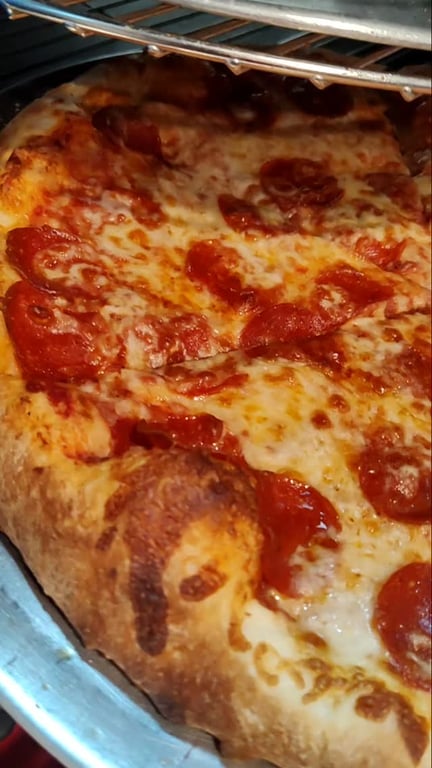 Ronnie’s Pizza & Mo