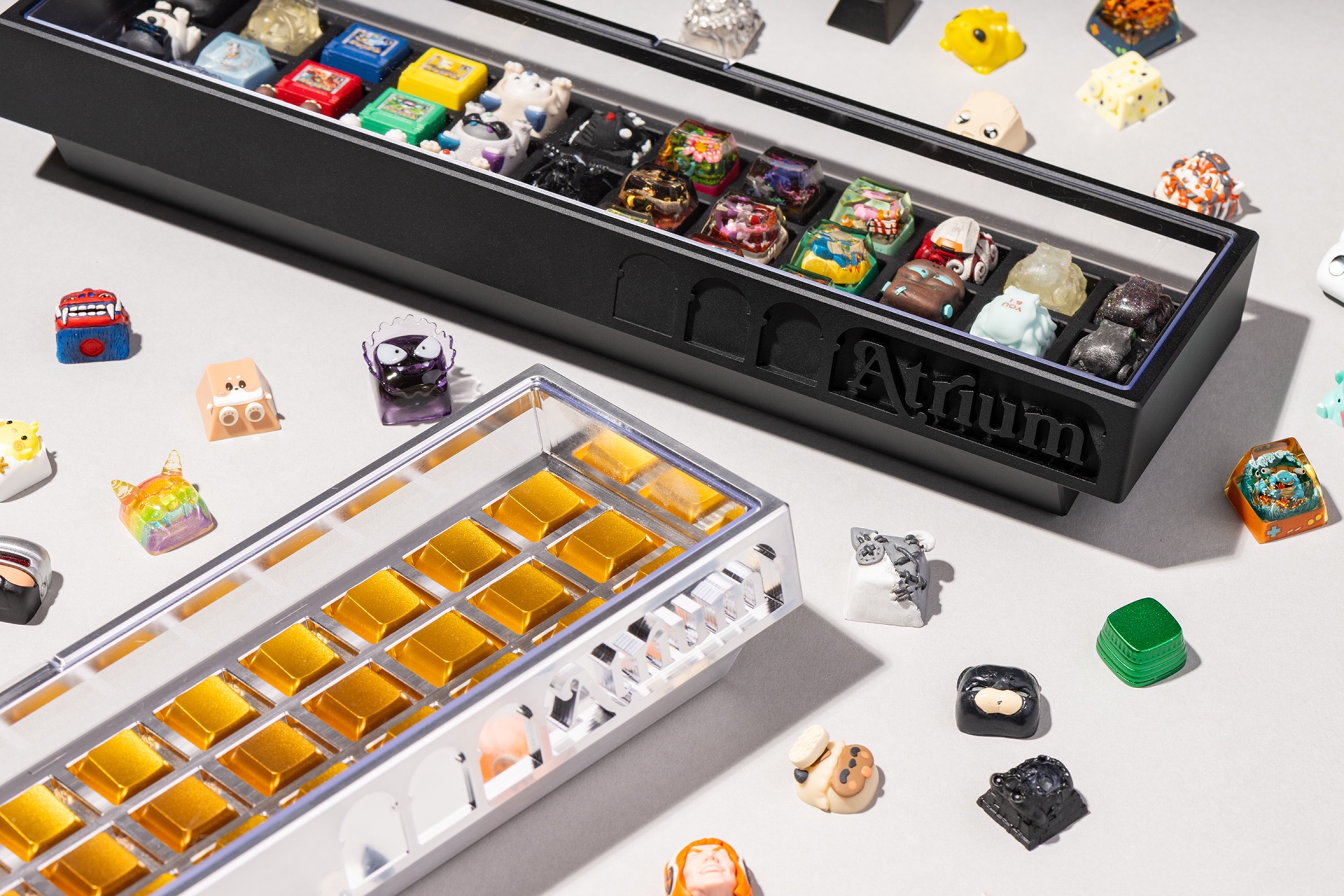 Atrium: A premium, multiple window artisan keycap display box image 2