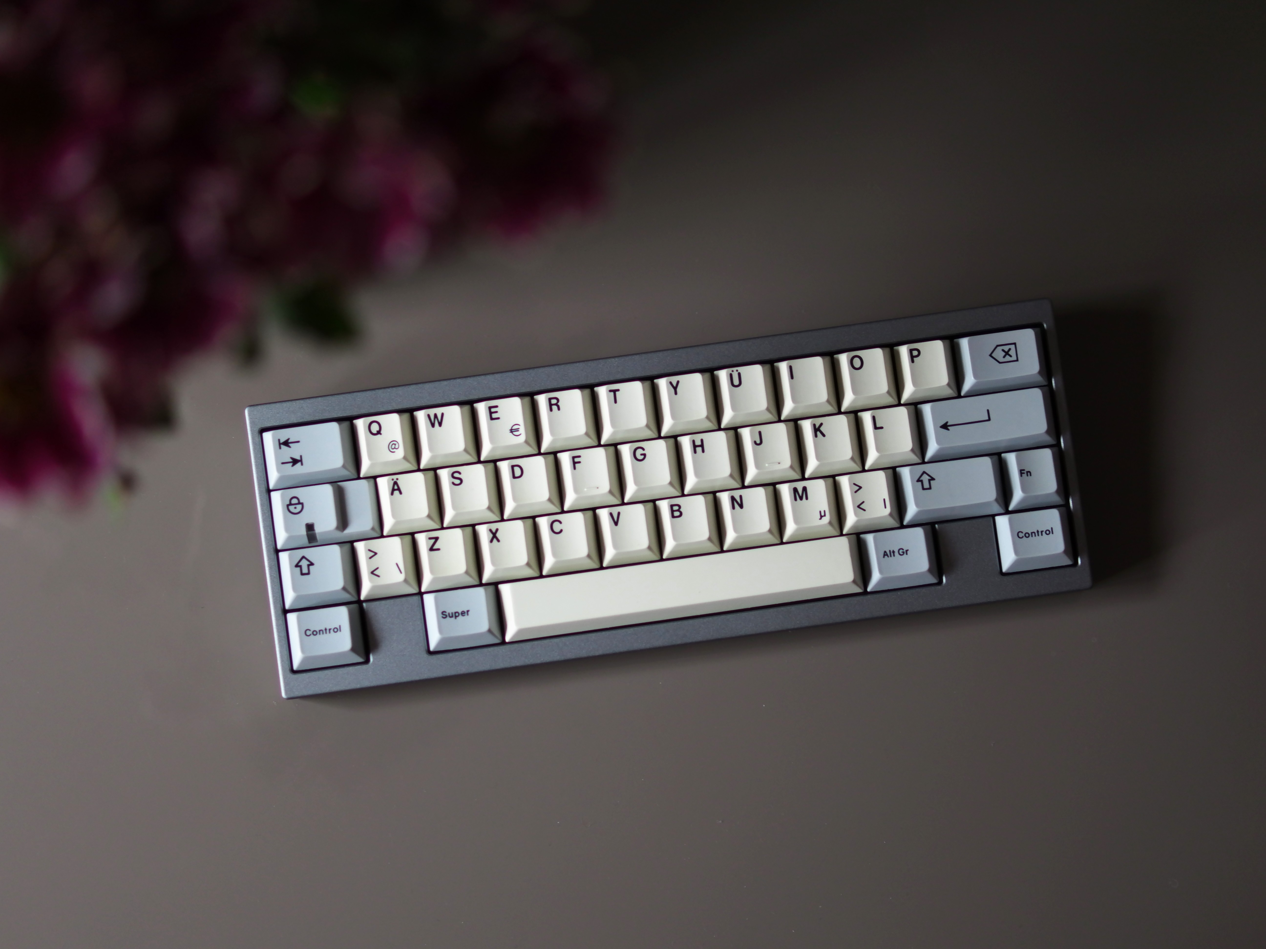 ION x ai03: Equinox | WK/WKL 40% (GB Closed - Complete) image 7