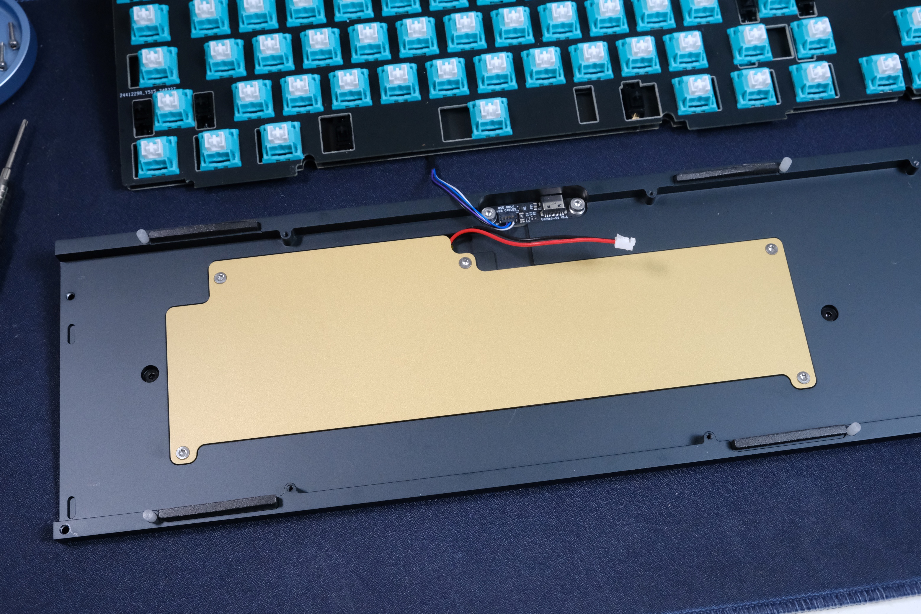 Cerberus FRL TKL Keyboard - With Glowing Eyes! image 9