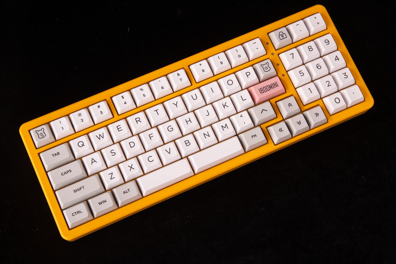 Xikii 1800MINI -- Compact bluetooth, fully rgb, hotswap keyboard! image 7