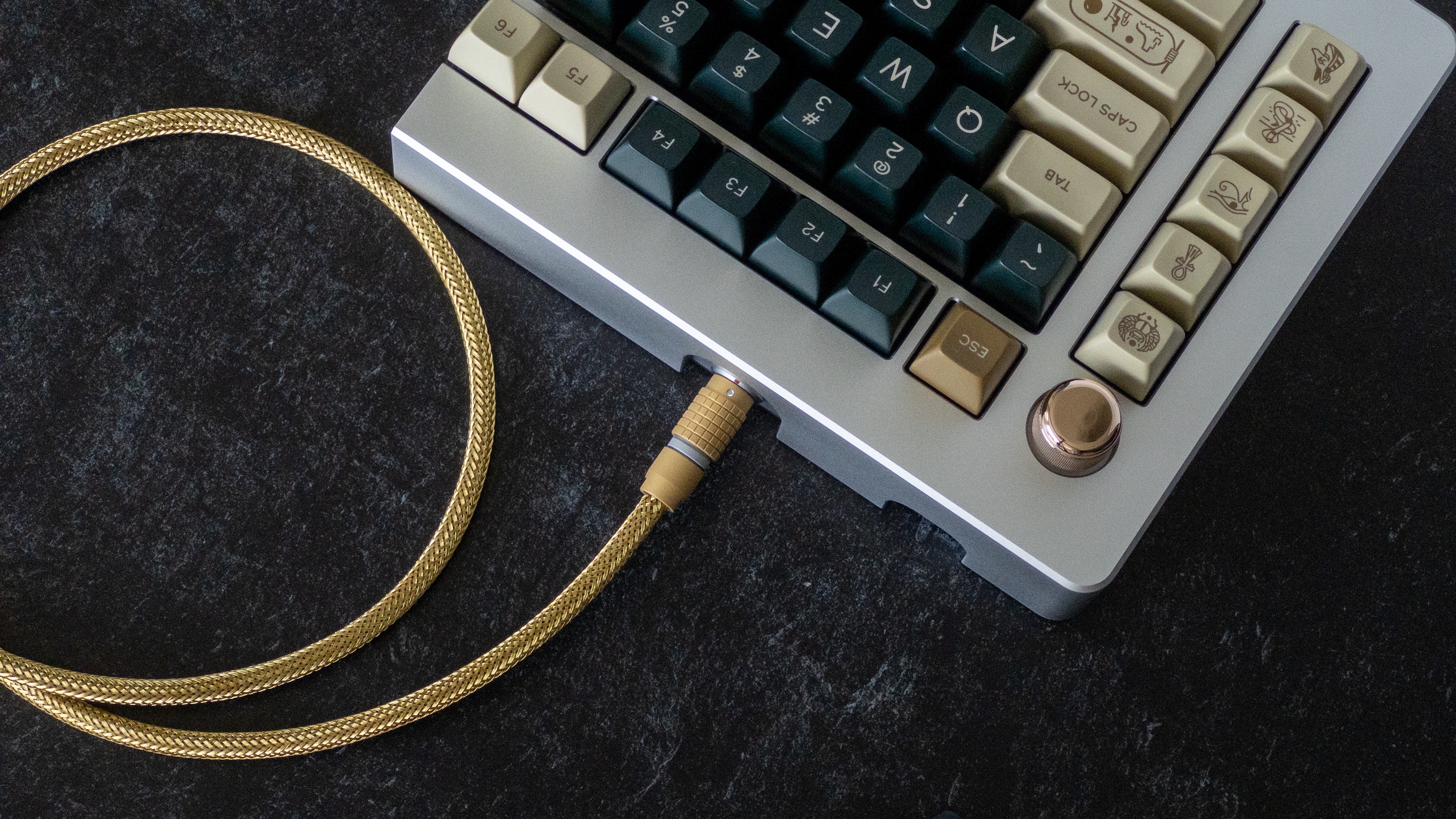 Theseus75 - A balanced 75% split w/ USB passthrough | EXTENDED TO 2 AUG image 10