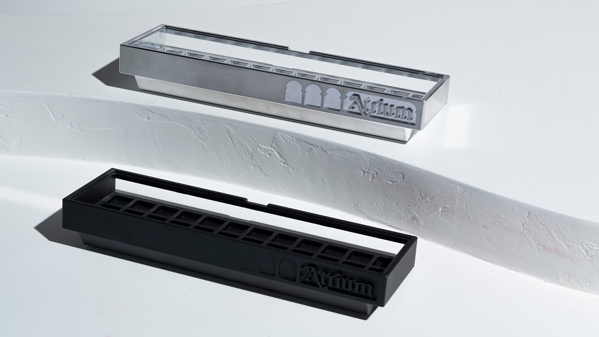 Atrium: A premium, multiple window artisan keycap display box image 21