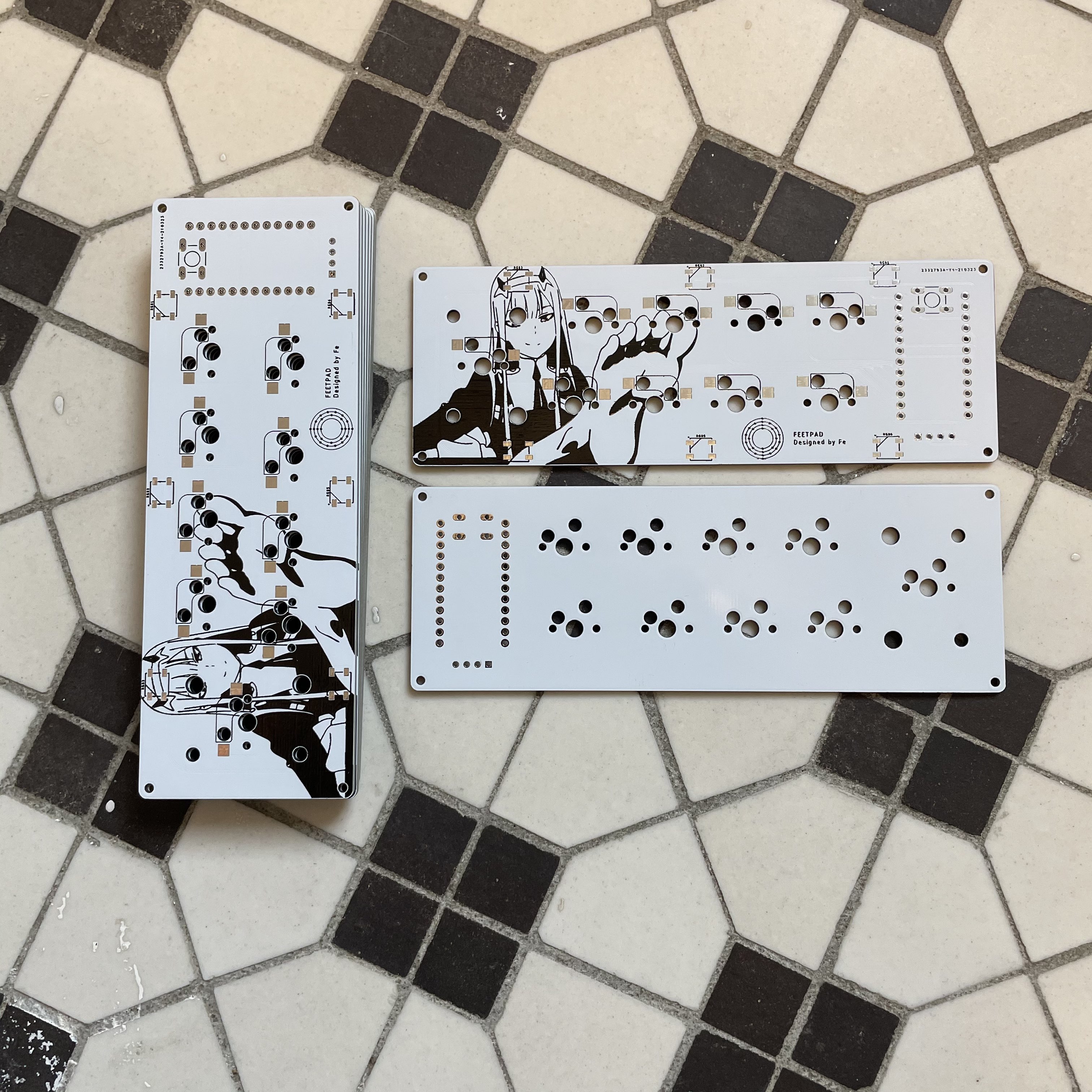 FEETPAD | Hotswap macropad with waifu feet and OLED! (Fulfilled!) image 3