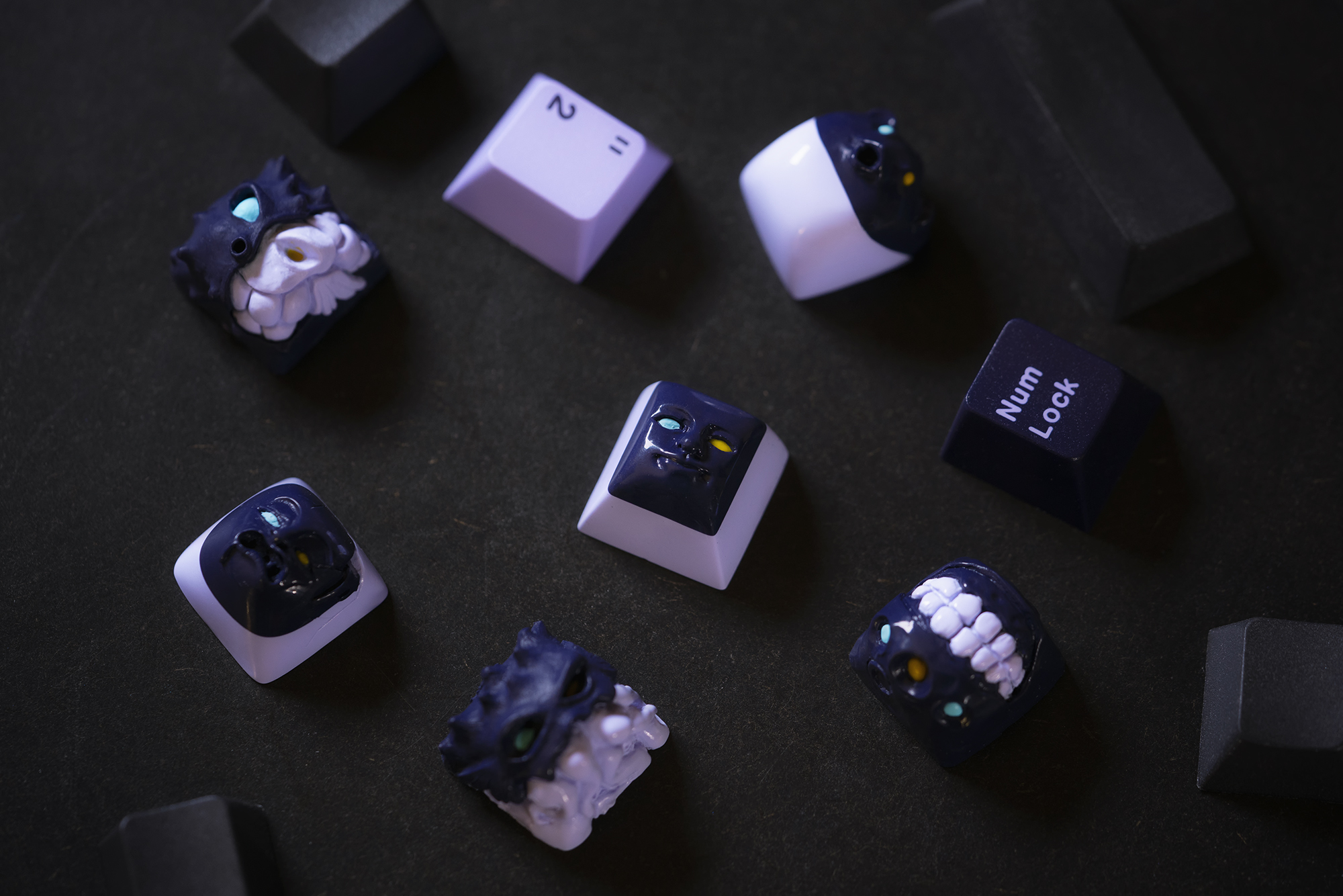 GMK Taro R2 - Closed image 16