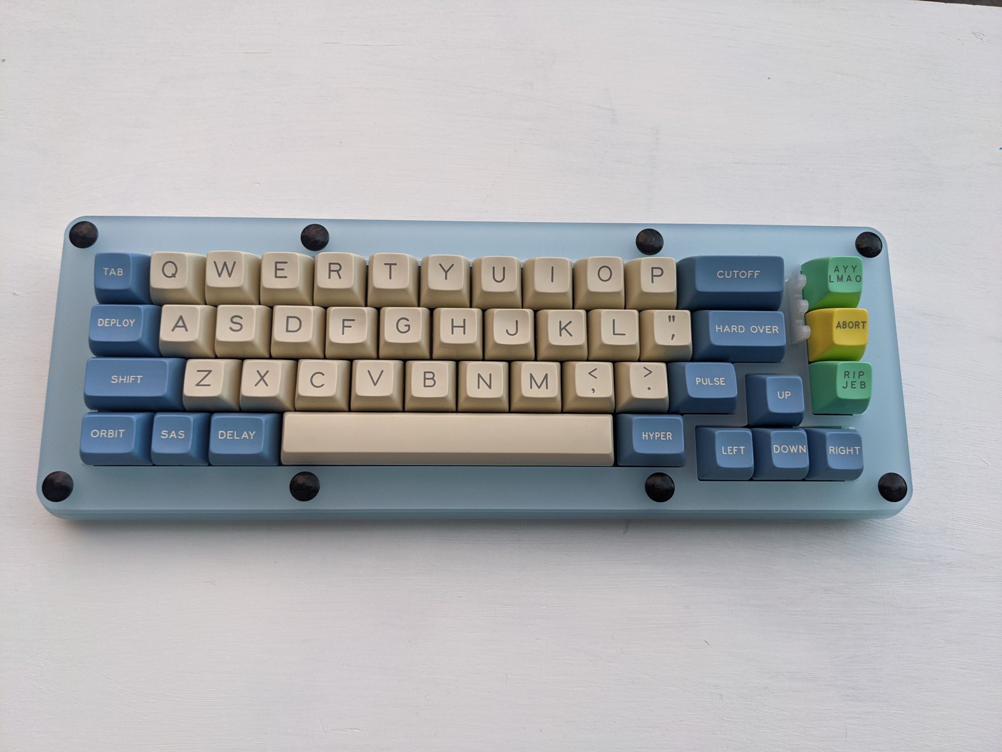45-ARC - 45% hotswap keyboard with RGB and Macro Columns