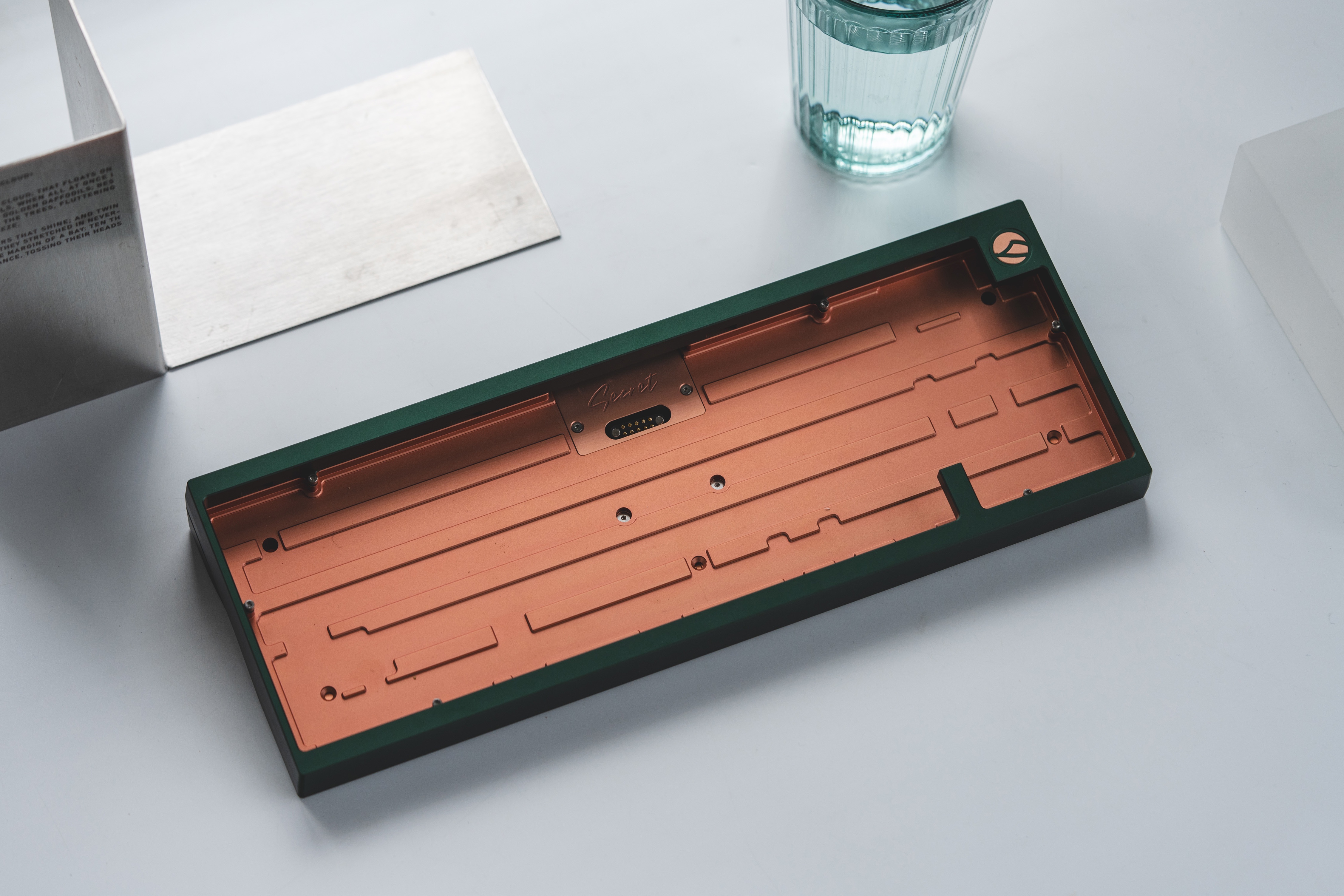 [IC2.0] The Secret - A 65% board with dual-sided weight image 6