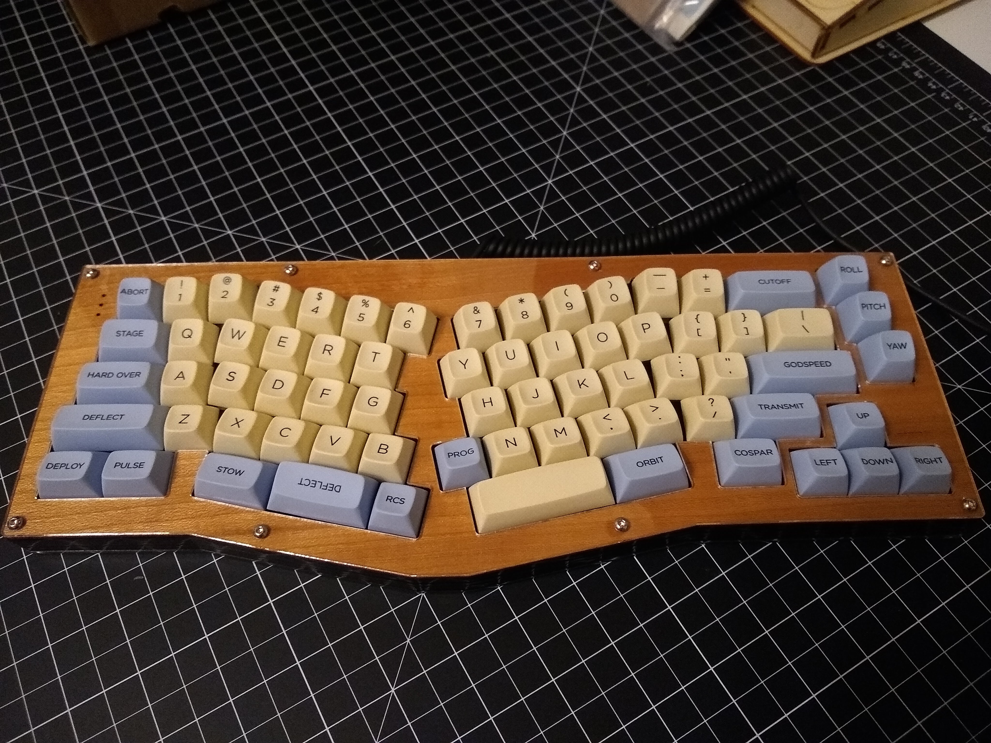 Gothic70/50 - Alice style board with arrow keys R3 starting soon image 6