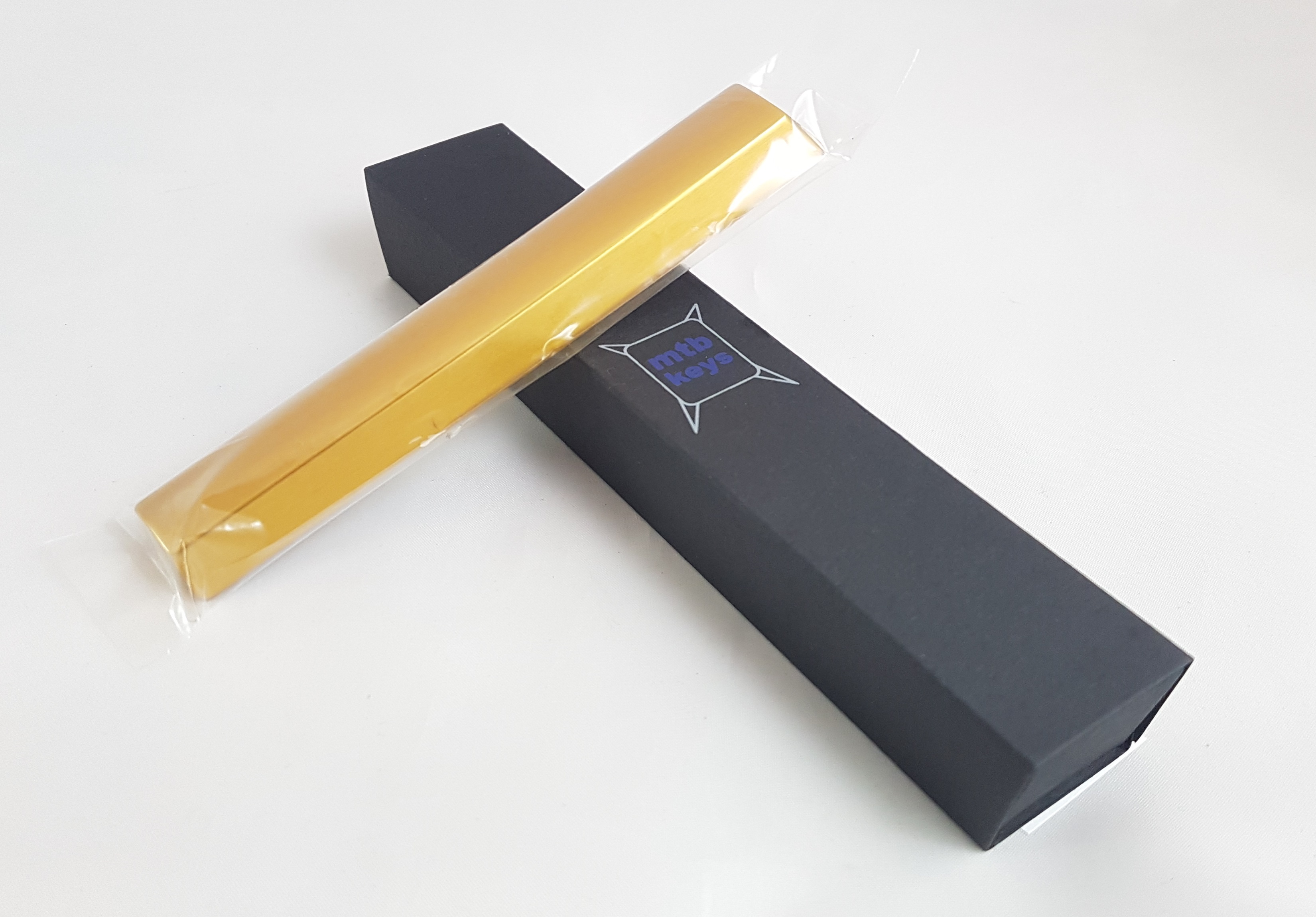 SPACEBARS BRONZE & ALUMINUM - Closed - image 5